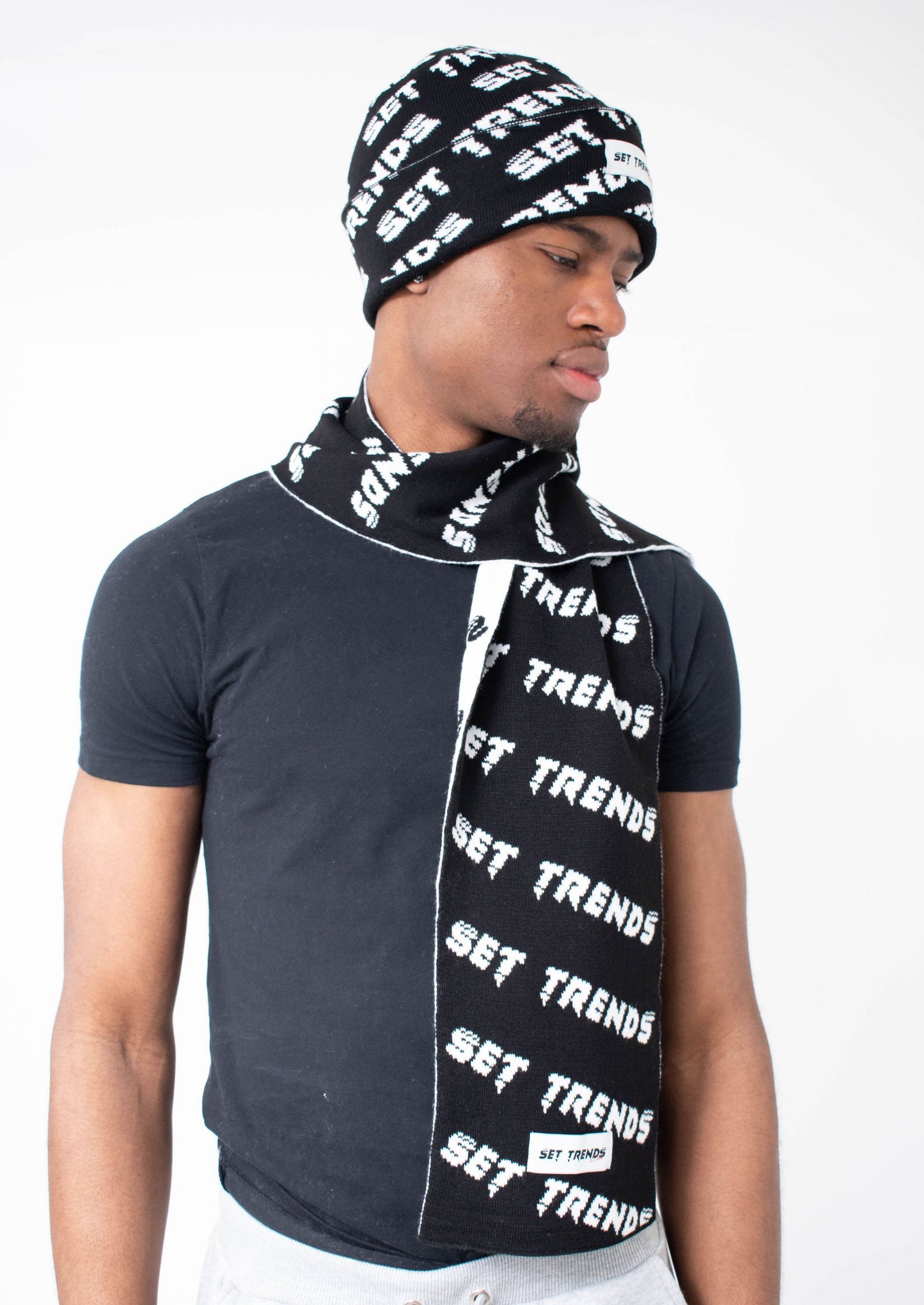 Set Trends Beanie & Scarf Set